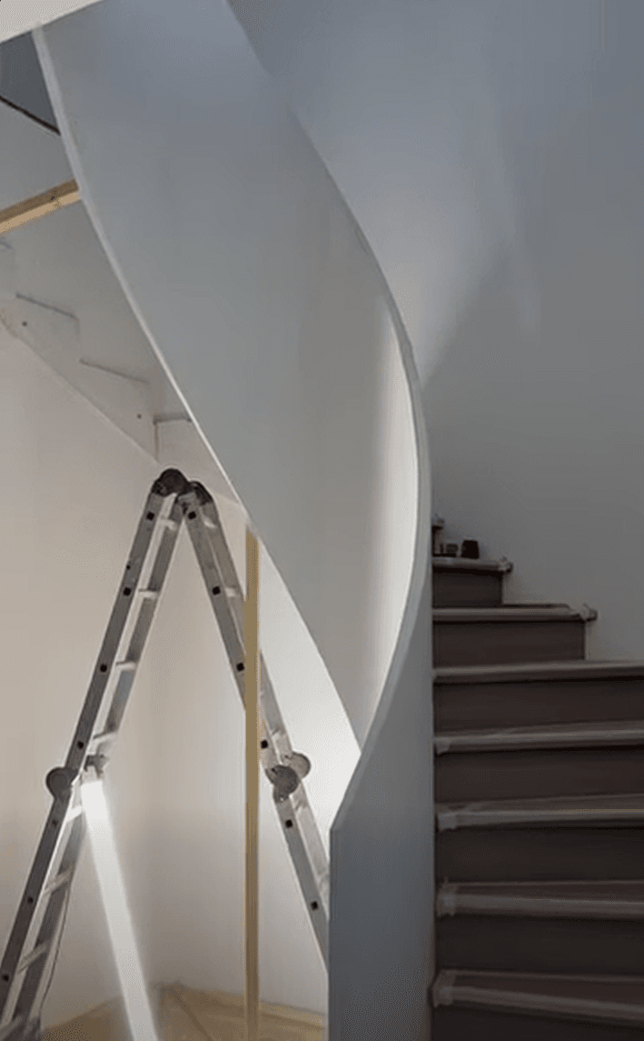 Curved staircase — reinforced structure